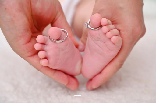 福鼎胎宝宝打嗝是什么感觉